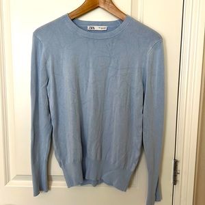 ZARA baby blue lightweight sweater. Size L.